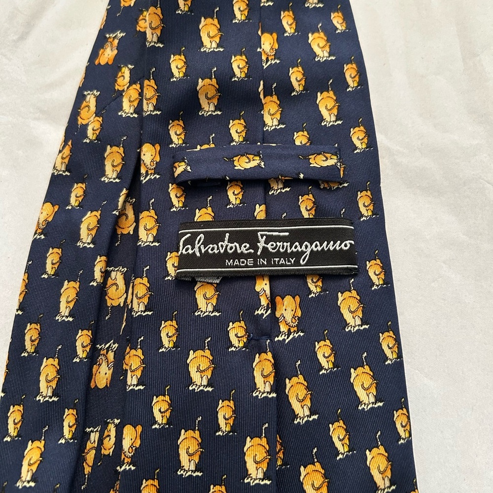 Salvatore Ferragamo Navy Tie with Yellow Pattern#195 - Picture 2 of 3